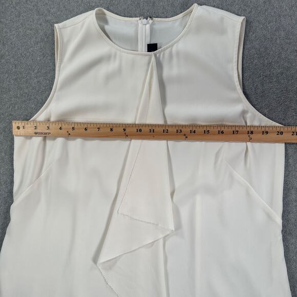 St. John Ruffle Sleeveless Blouse Women's Large Ivory Round Neck Zipper Career - Picture 3 of 8